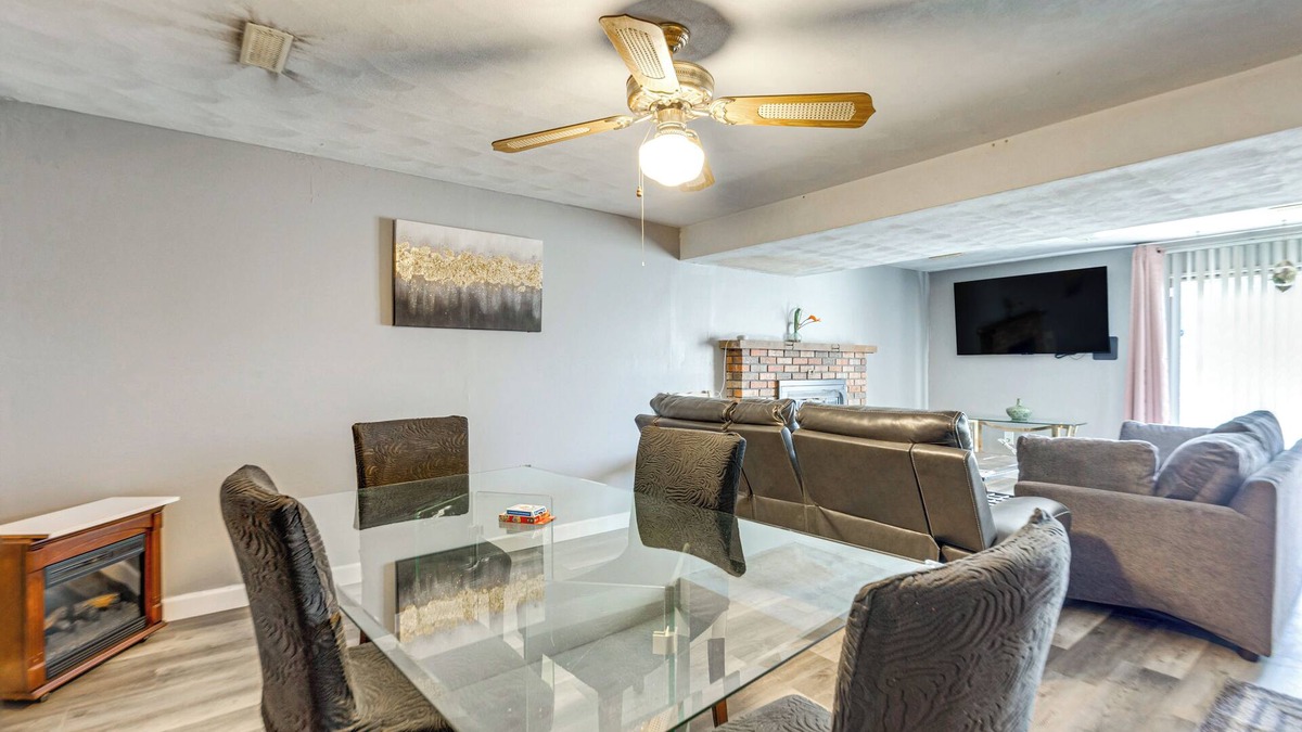 Belleville House | 12 Mi to Dtwn St Louis: Family Home w/Fireplaces!