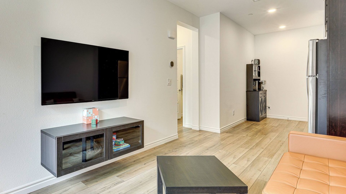 Mission Hills Condo | 12 Mi to Lake Mead: Serene Henderson Hideaway!