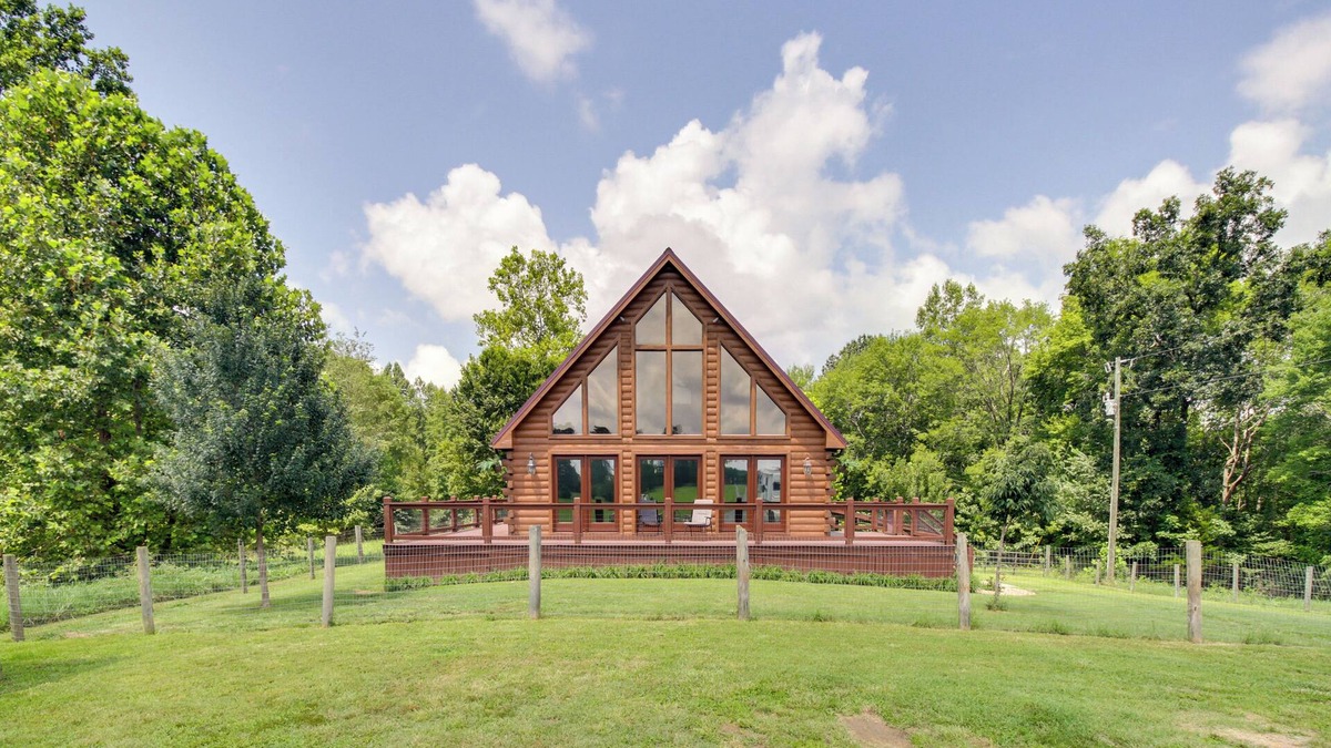 Republican Grove Cabin | 12 Mi to Staunton River: Nathalie Cabin w/Deck