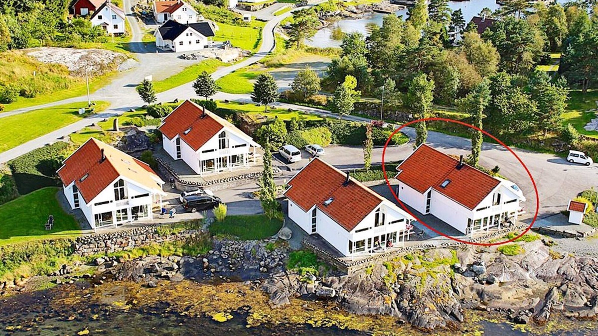 Jelsa House | 12 person holiday home in Jelsa
