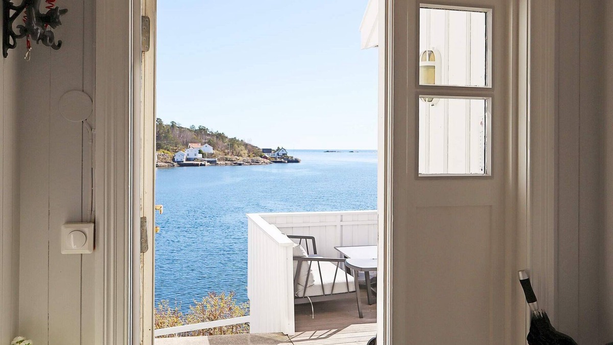 Lyngør House | 12 person holiday home in LYNGØR