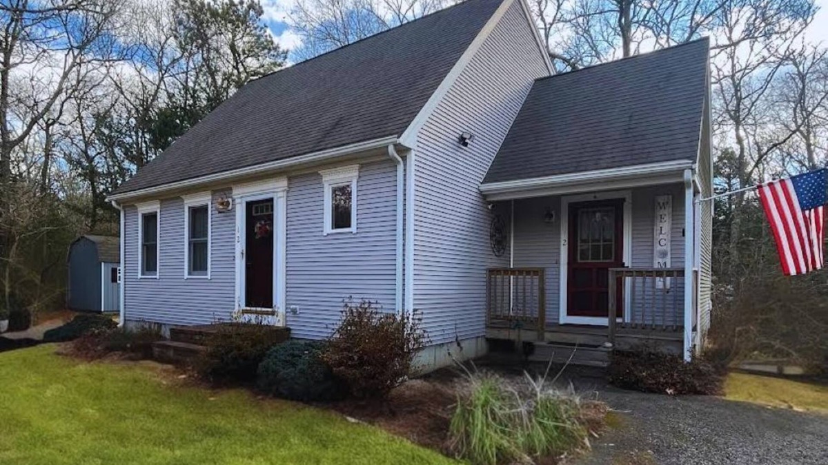 North Falmouth House | 12 Whimbrel Drive - Cozy North Falmouth Home Near Beach, Dining & Mini Golf