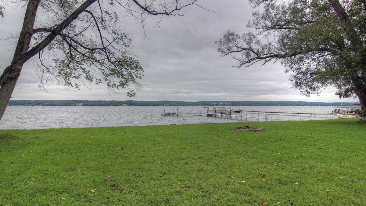 Chautauqua House | 120 feet Chautauqua Lake Front - Near Chautauqua Institution