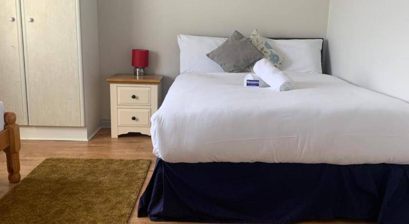 Roscoe Apartment | 120 m² Apartment ∙ 3 bedrooms ∙ 8 guests