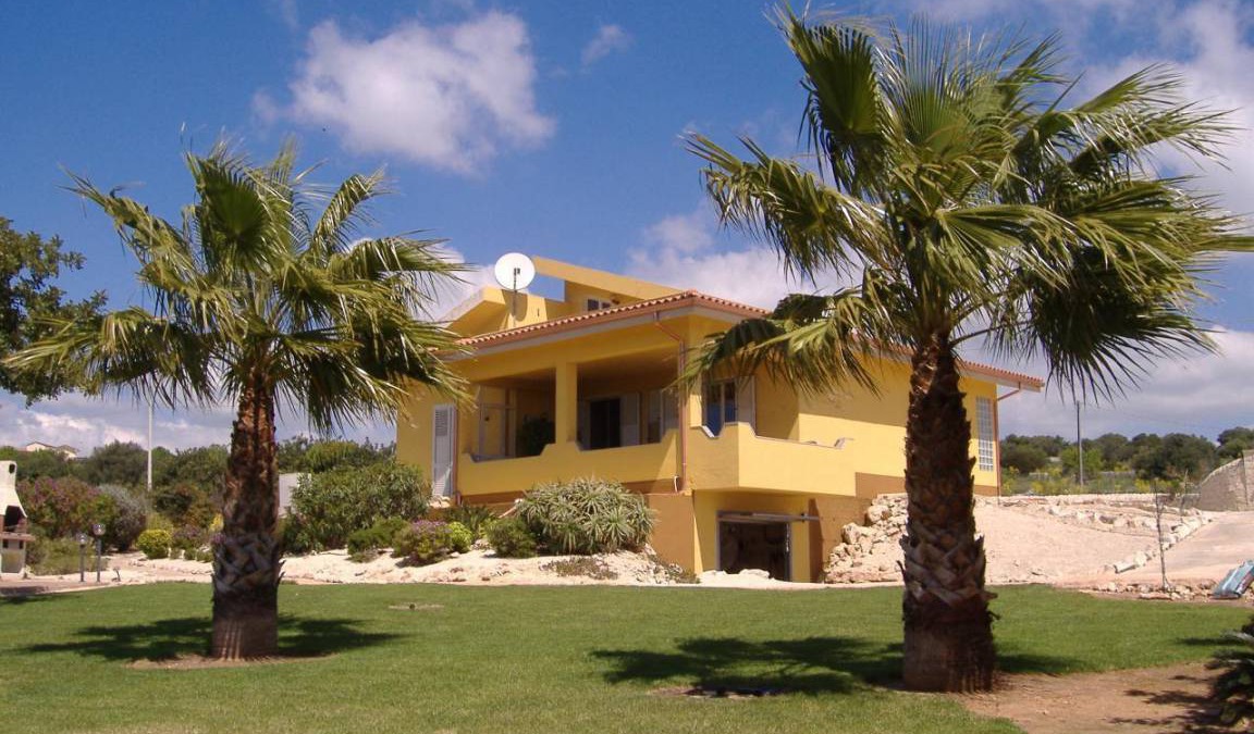 Scicli Apartment | 120 m² Apartment ∙ 3 bedrooms ∙ 6 guests