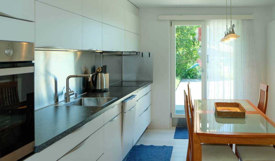 Gwatt Apartment | 120 m² Apartment ∙ 3 bedrooms ∙ 6 guests