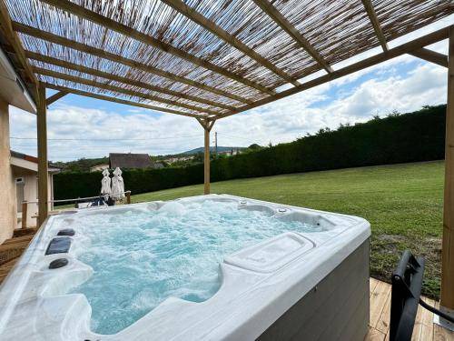 Aubiere Apartment | 120 m² Apartment ∙ 4 bedrooms ∙ 8 guests