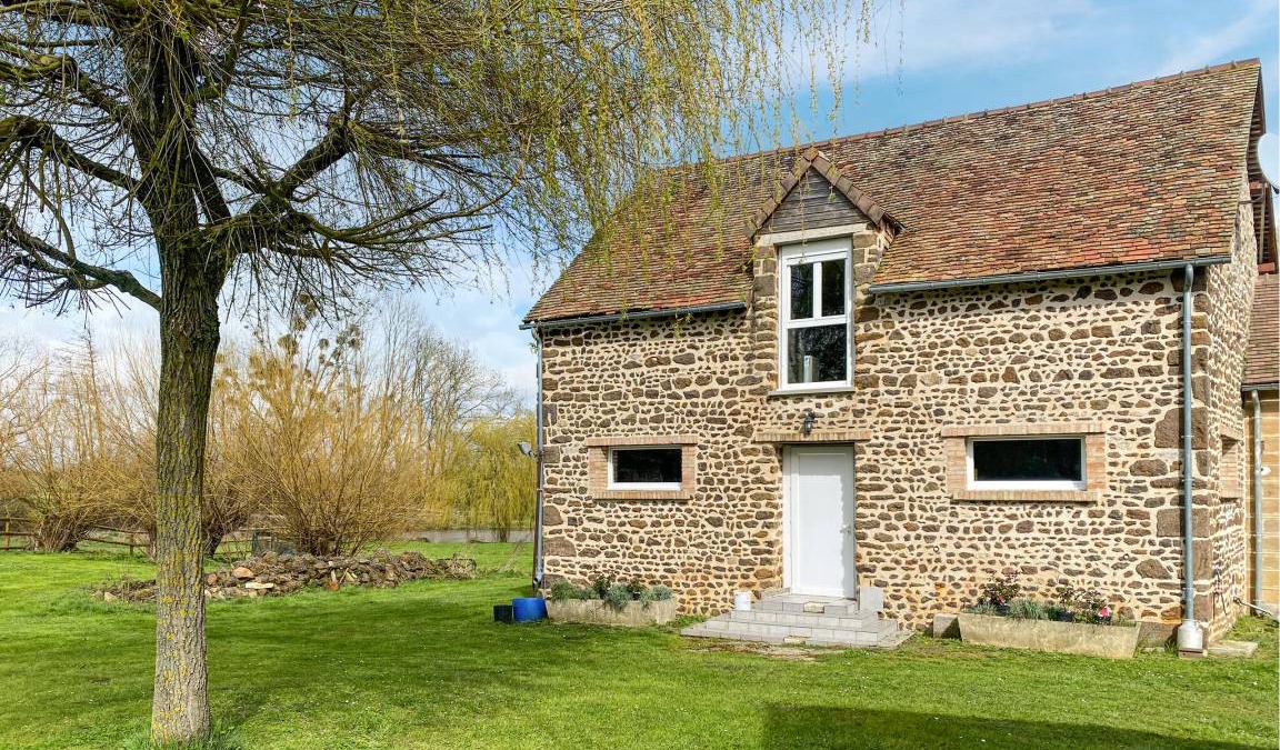 Moitron-sur-Sarthe House | 120 m² House ∙ 3 bedrooms ∙ 6 guests