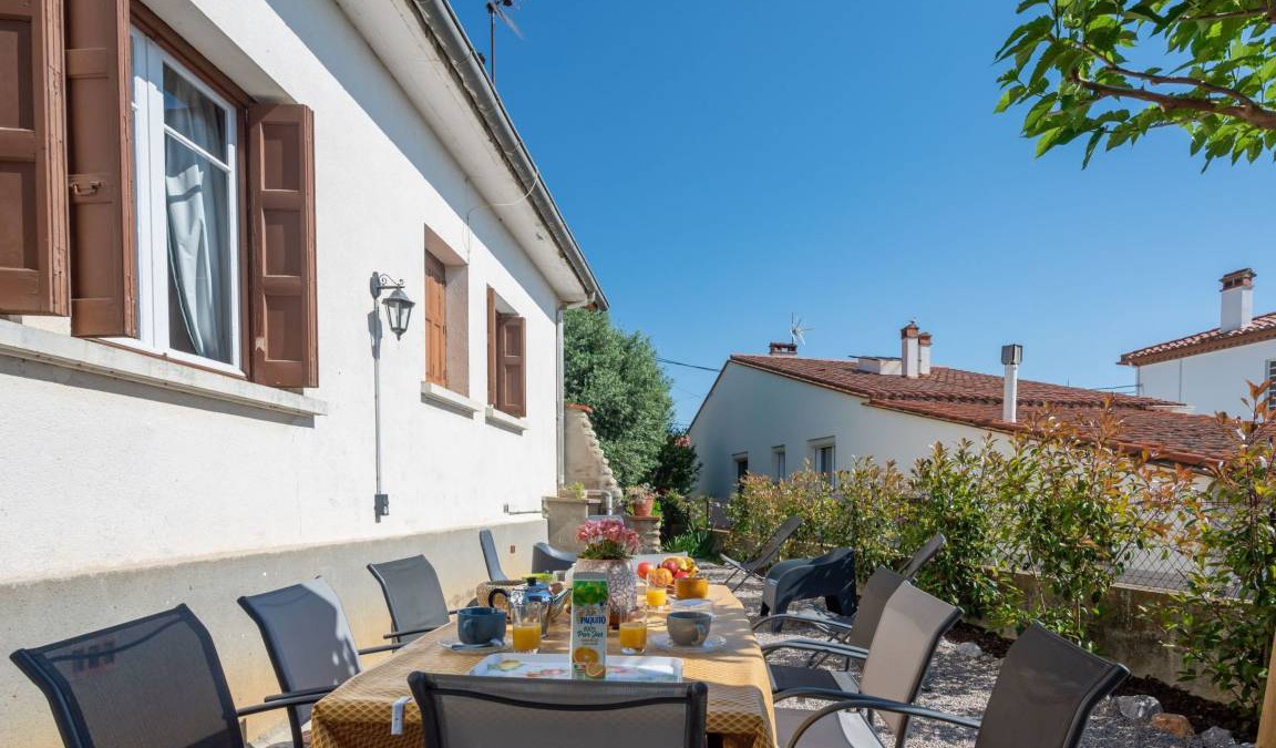 Montauriol House | 120 m² House ∙ 1 bedroom ∙ 7 guests