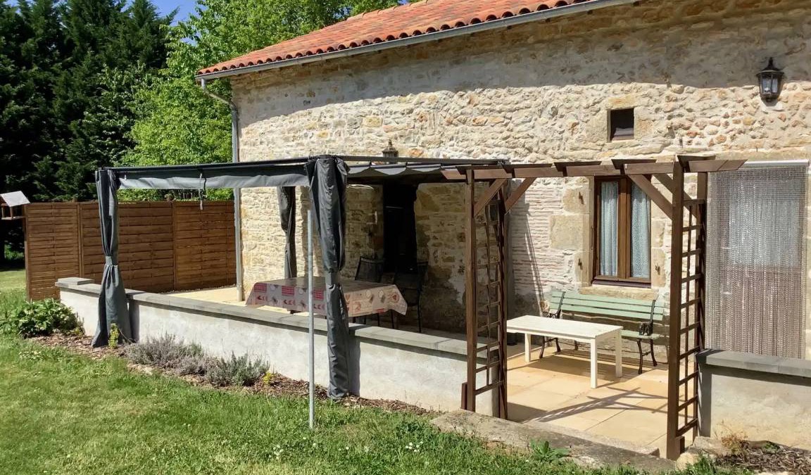 Genouille House | 120 m² House ∙ 3 bedrooms ∙ 6 guests