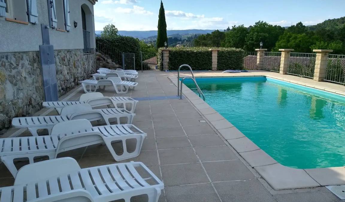 Chassagnes House | 120 m² House ∙ 5 bedrooms ∙ 10 guests
