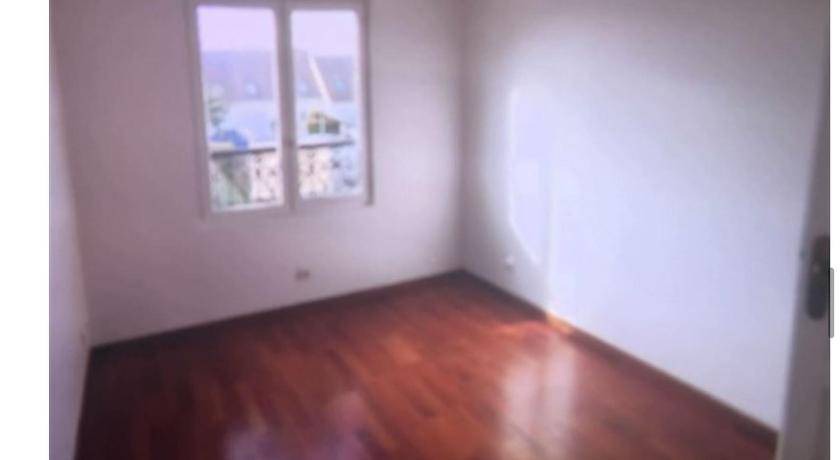 Poissy Villa | 120 m² Villa ∙ 2 bedrooms ∙ 4 guests