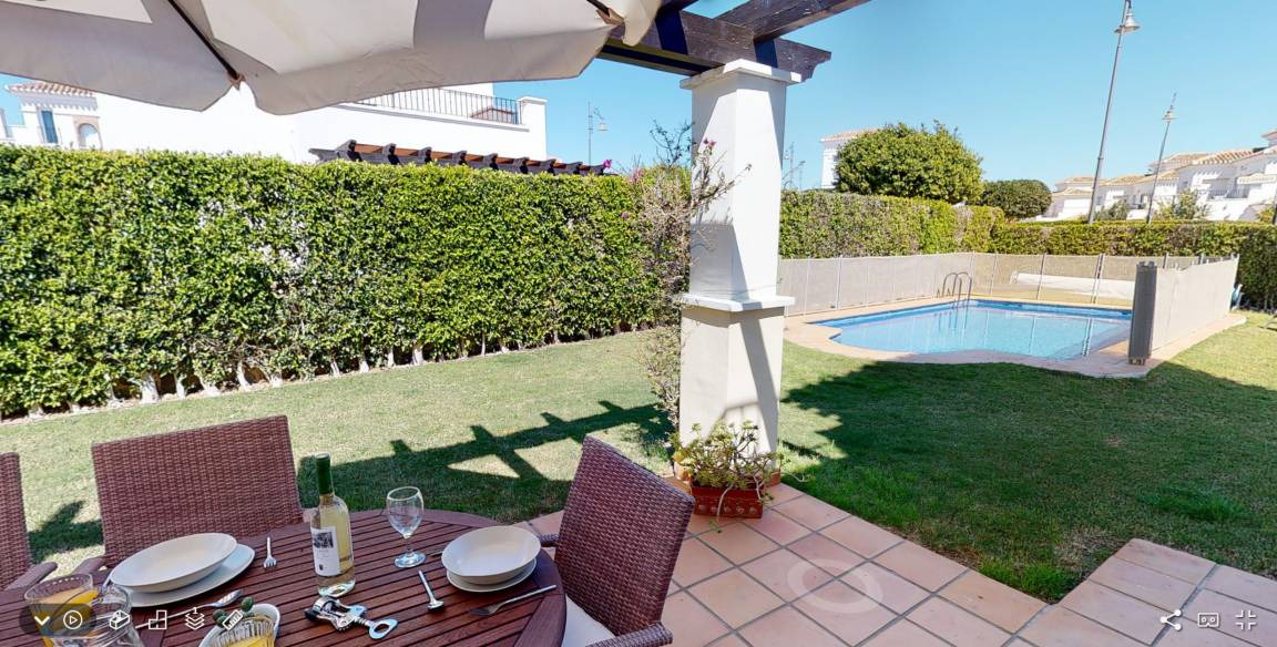 Roldan Villa | 120 m² Villa ∙ 3 bedrooms ∙ 8 guests