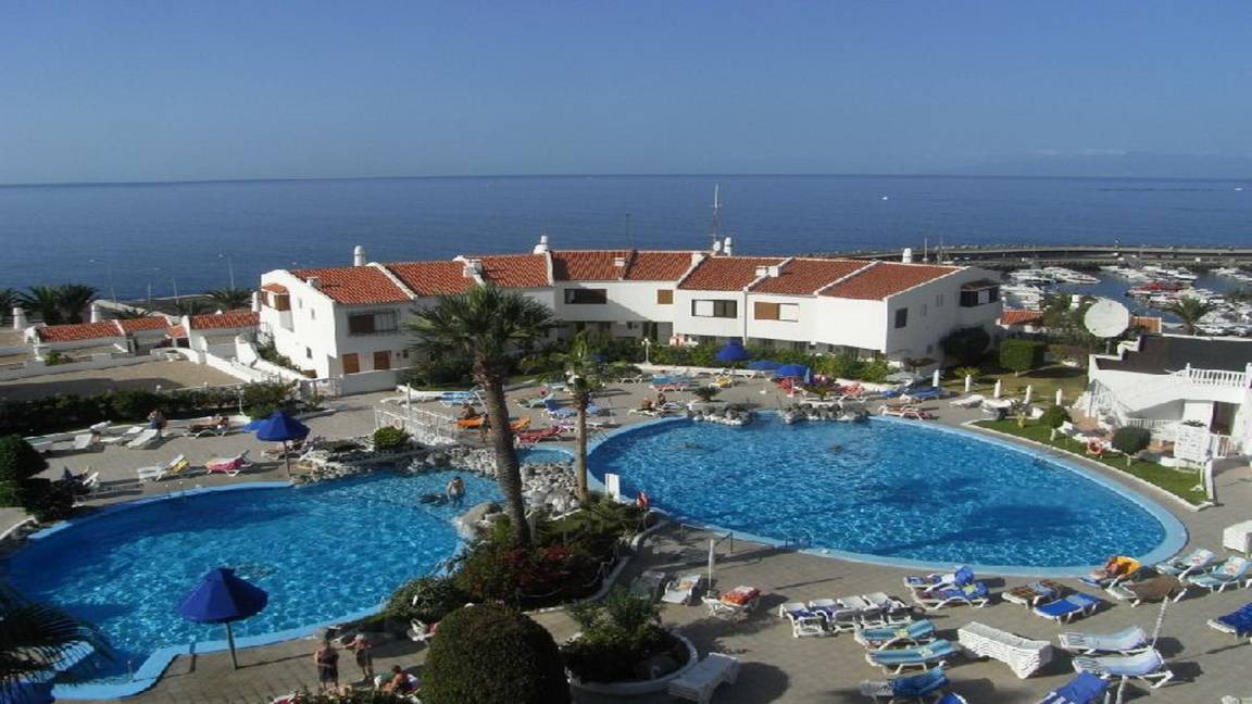 Costa Adeje Villa | 120 m² Villa ∙ 3 bedrooms ∙ 10 guests