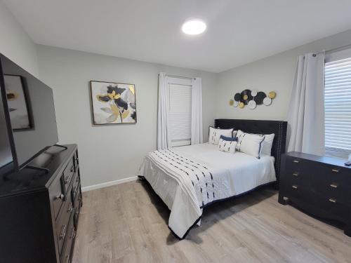 Hartford House | 120 Rooms