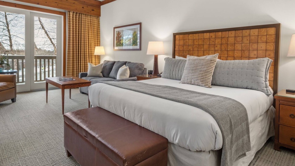 Stowe Area House | 1214 * The Lodge At Spruce Peak | Ski in Ski Out | Studio | Spruce Peak Village Views 2nd floor