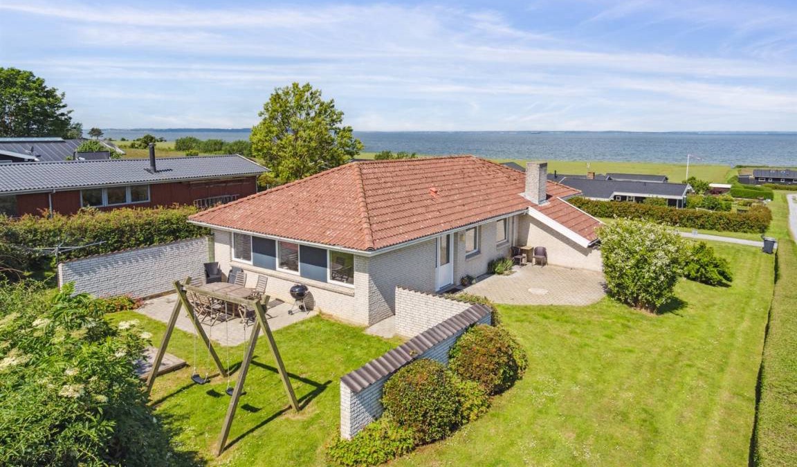 Skastrup Strand House | 123 m² House ∙ 4 bedrooms ∙ 8 guests