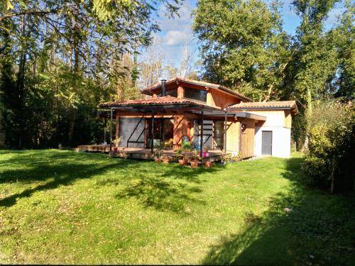 Saint-Selve House | 125 m² House ∙ 3 bedrooms ∙ 7 guests