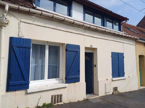 Beauvais House | 125 m² House ∙ 5 bedrooms ∙ 12 guests