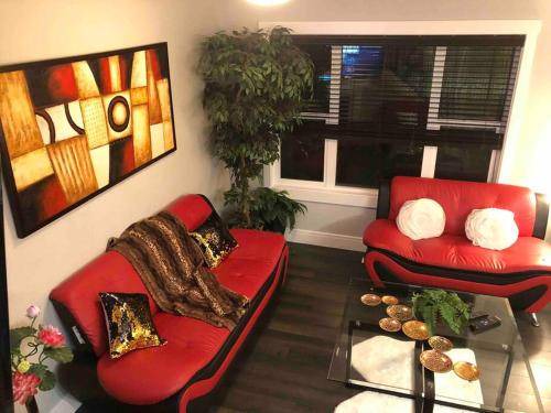 Southwest Edmonton Villa | 125 m² Villa ∙ 4 bedrooms ∙ 8 guests