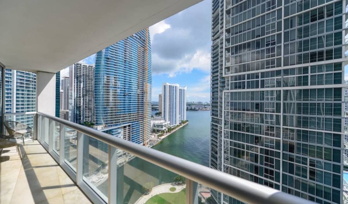Downtown Miami Apartment | 129 m² Apartment ∙ 2 bedrooms ∙ 4 guests
