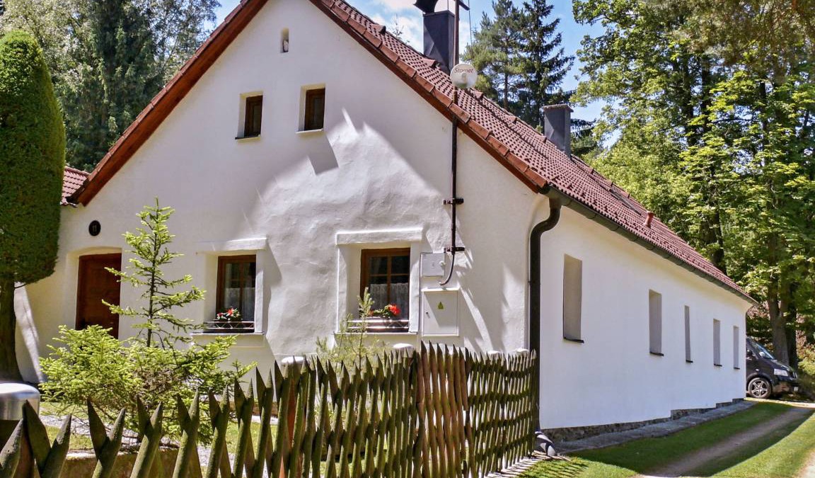 Mokry Lom House | 129 m² House ∙ 3 bedrooms ∙ 8 guests
