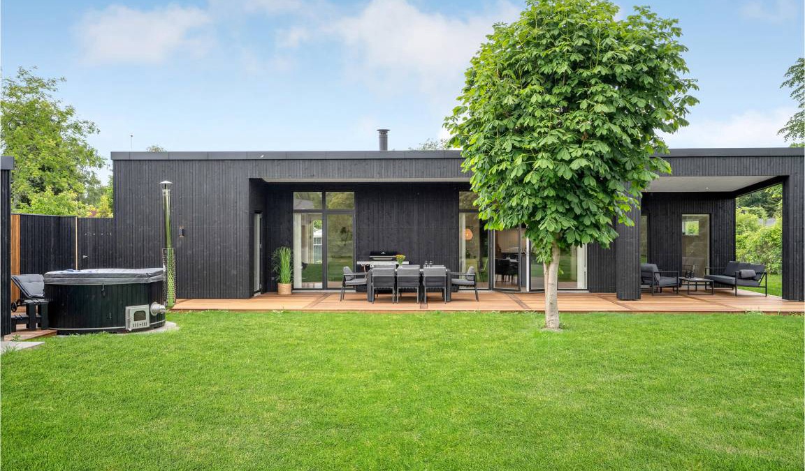 Saksild Strand House | 129 m² House ∙ 4 bedrooms ∙ 8 guests