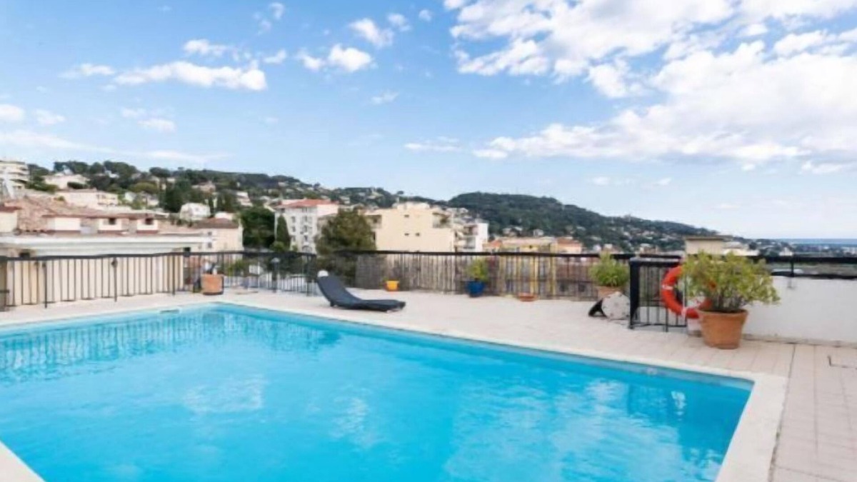 Le Cannet Hotel | 12min de la Croisette | Chambre double + Rooftop