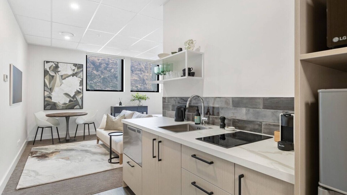 Lake Hayes Condo | 12th Avenue Queenstown Suite 14