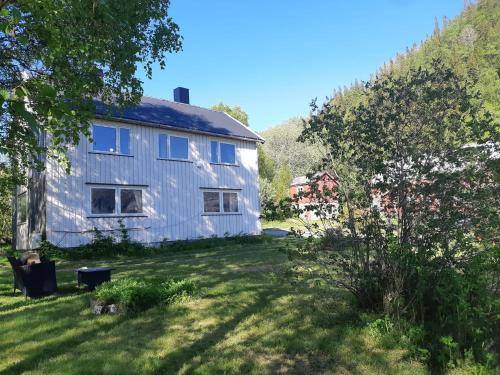 Foldereid Bed & Breakfast | 13 m² Bed and breakfast ∙ 2 guests