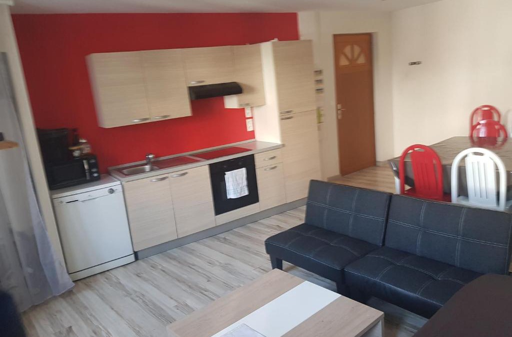 Lourdes Apartment | 13 Rue de la Fontaine F11
