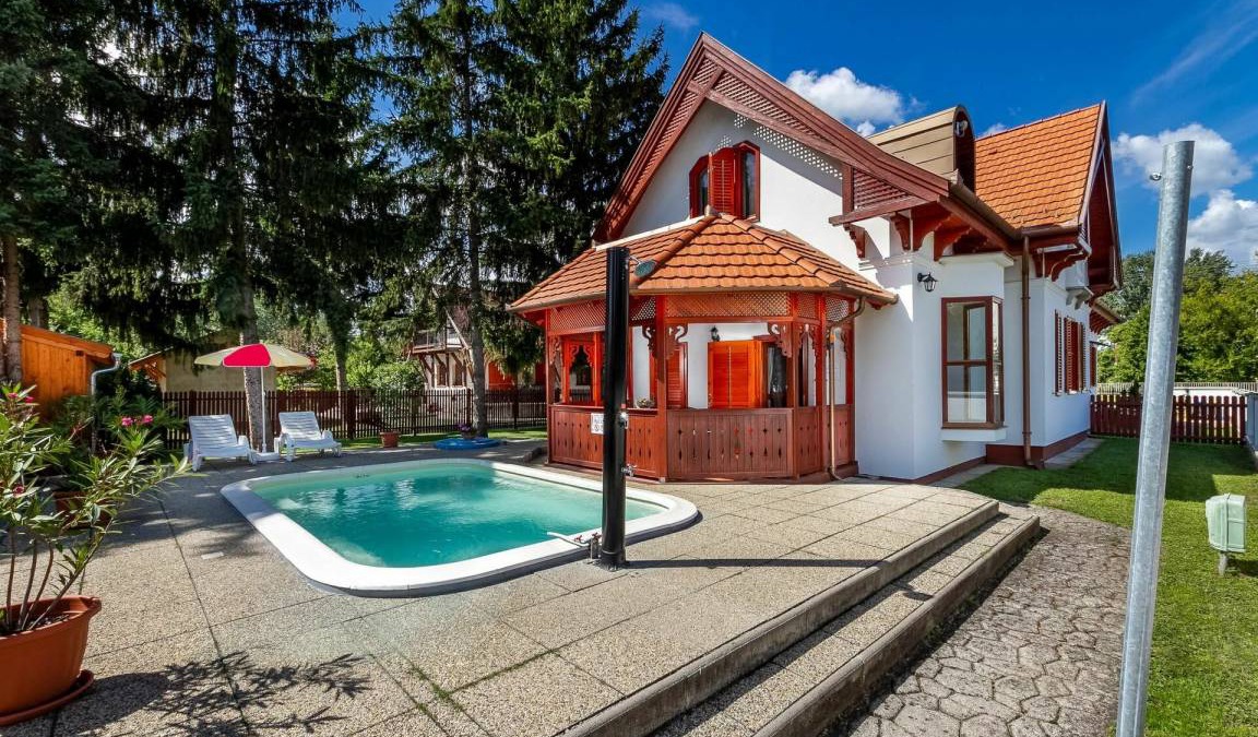 Balatonbereny Other | 130 m² Accommodation ∙ 4 bedrooms ∙ 8 guests