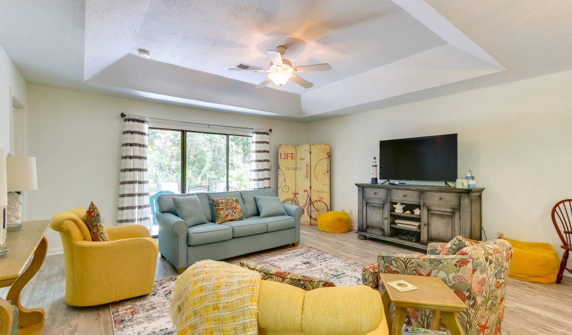 Lawton Woods Cottage | 130 m² Cabin ∙ 2 bedrooms ∙ 6 guests