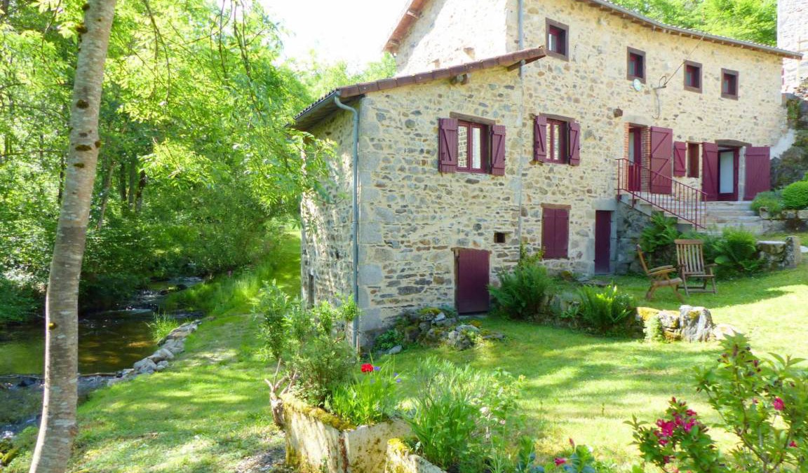 Ferrieres-sur-Sichon Cottage | 130 m² Cabin ∙ 3 bedrooms ∙ 8 guests