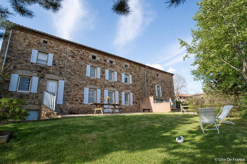Peslieres House | 130 m² Gîte ∙ 4 bedrooms ∙ 10 guests