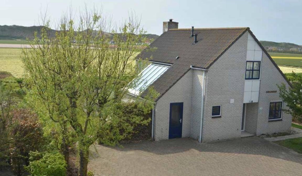 Julianadorp aan zee House | 130 m² House ∙ 4 bedrooms ∙ 9 guests