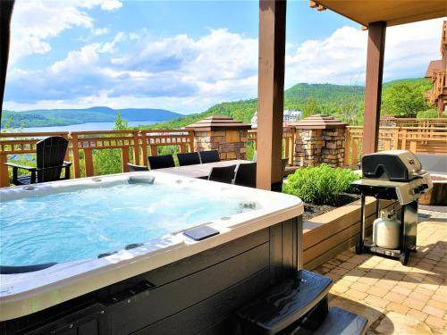 Mont-Tremblant Pedestrian Village Apartment | 130 m² Serviced apartment ∙ 2 bedrooms ∙ 6 guests