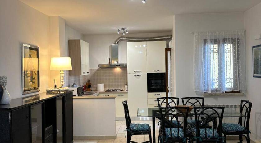 Marco Simone Villa | 130 m² Villa ∙ 2 bedrooms ∙ 6 guests