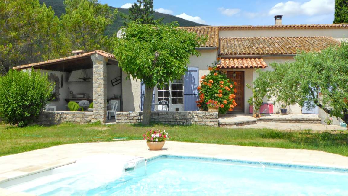Pompignan Villa | 130 m² Villa ∙ 3 bedrooms ∙ 6 guests