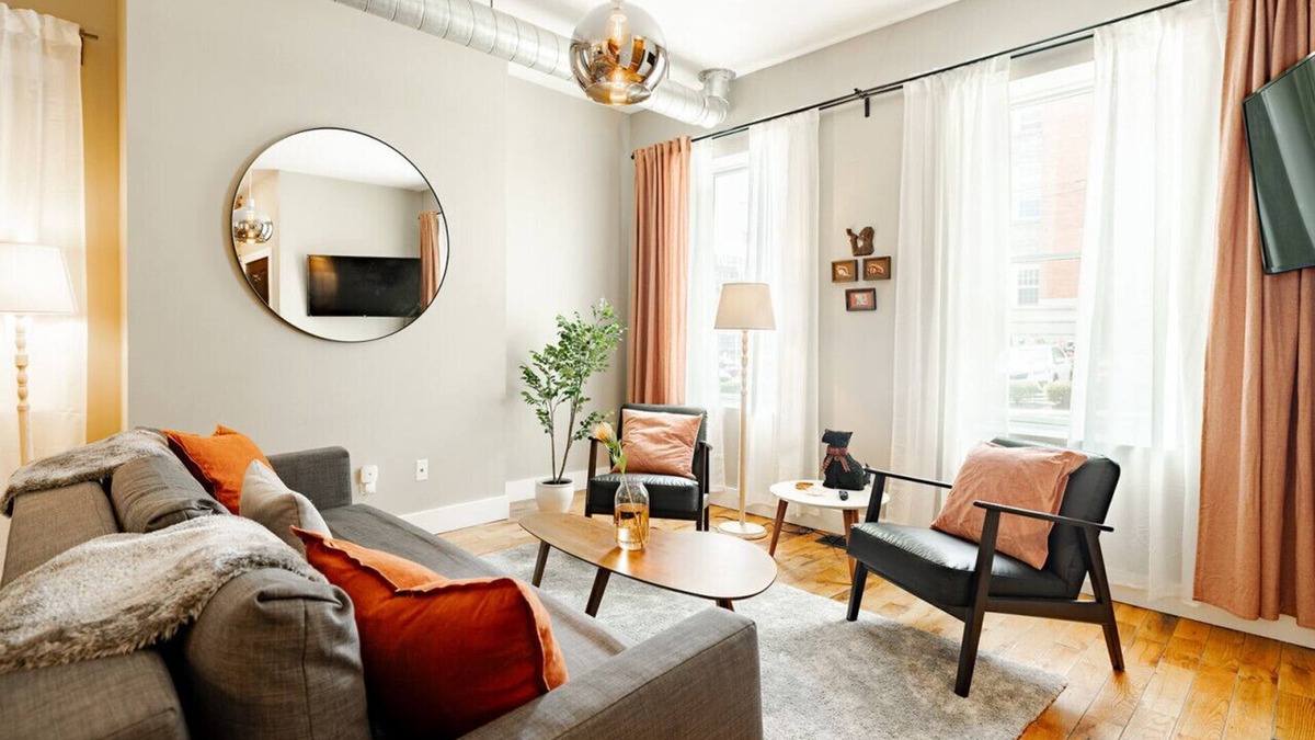 Pendleton House | 1304 Broadway - ALL · Huge Parkside Retreat Downtown-Private Roof Decks