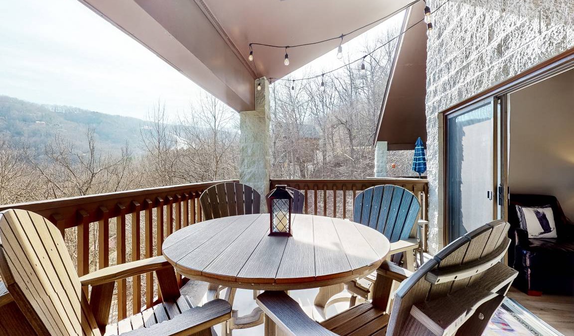 Chalet Village Condo | 131 m² Condo ∙ 2 bedrooms ∙ 7 guests