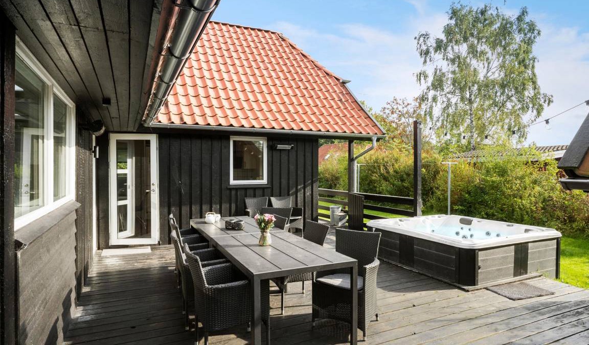 Pøt Strandby House | 132 m² House ∙ 6 bedrooms ∙ 8 guests