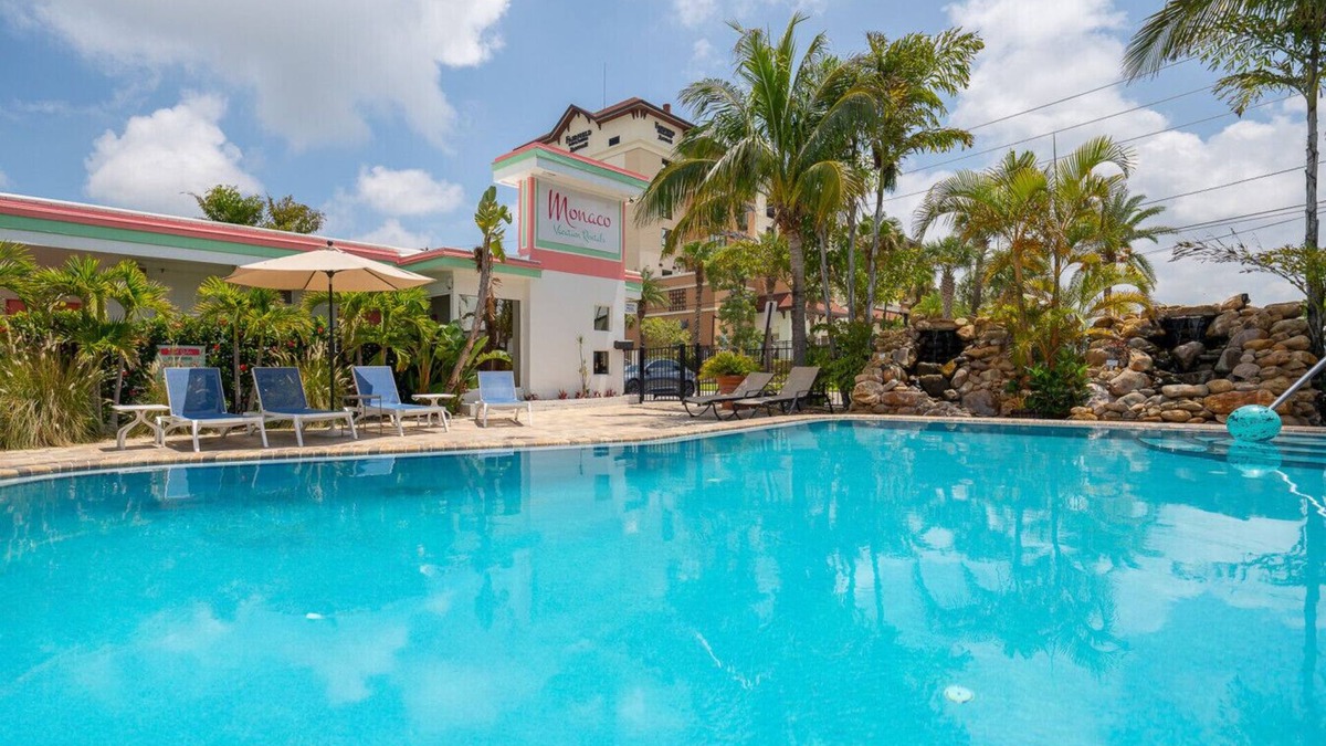 Bay Esplanade Apartment | 133 · ☀Pool✔ Kitchen✔ Beach✔ Self Checkin✔ Free Parking✔