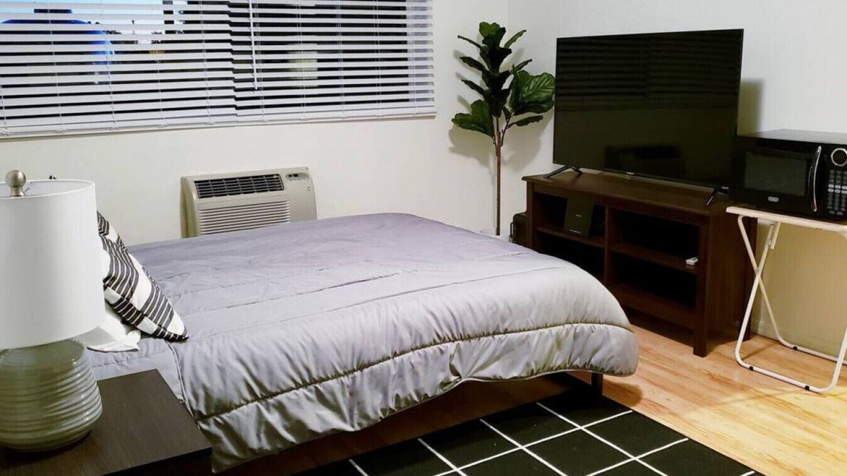 Rincon Heights Cottage | 1339 E 8th St Studio · Fun Studio Guest House Near UofA in Tucson!