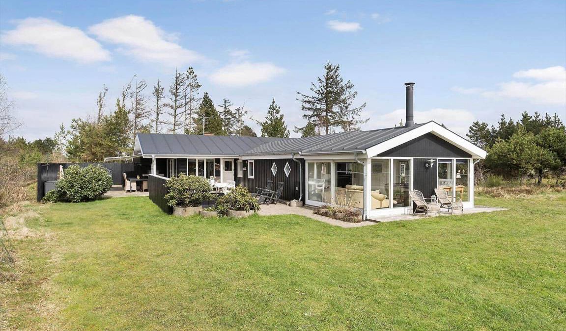 Torup Strand House | 137 m² House ∙ 4 bedrooms ∙ 8 guests