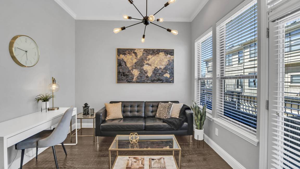 Legacy Park Apartment | 139 m² Apartment ∙ 3 bedrooms ∙ 6 guests