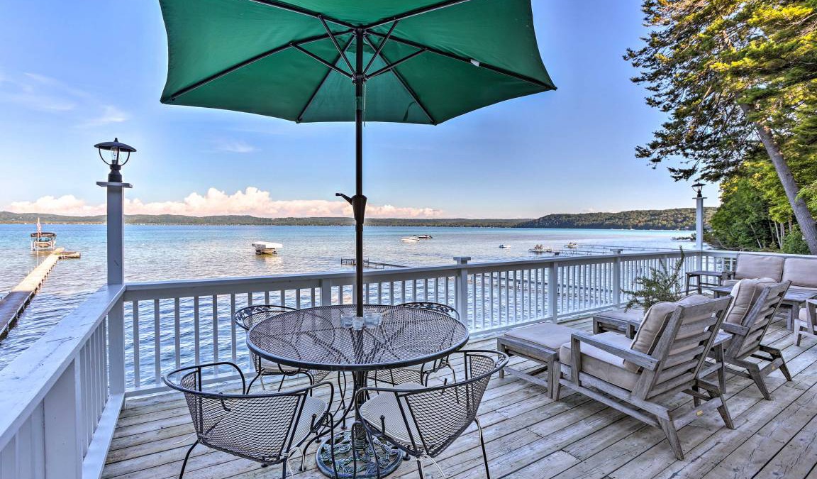 Glen Arbor Cottage | 139 m² Cabin ∙ 3 bedrooms ∙ 8 guests