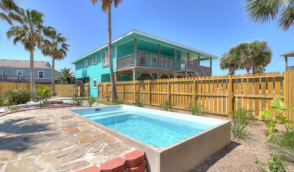 Leeward Sands House | 139 m² House ∙ 3 bedrooms ∙ 10 guests