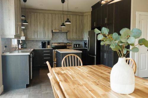 Papineau Regional County Municipality House | 139 m² House ∙ 5 bedrooms ∙ 10 guests