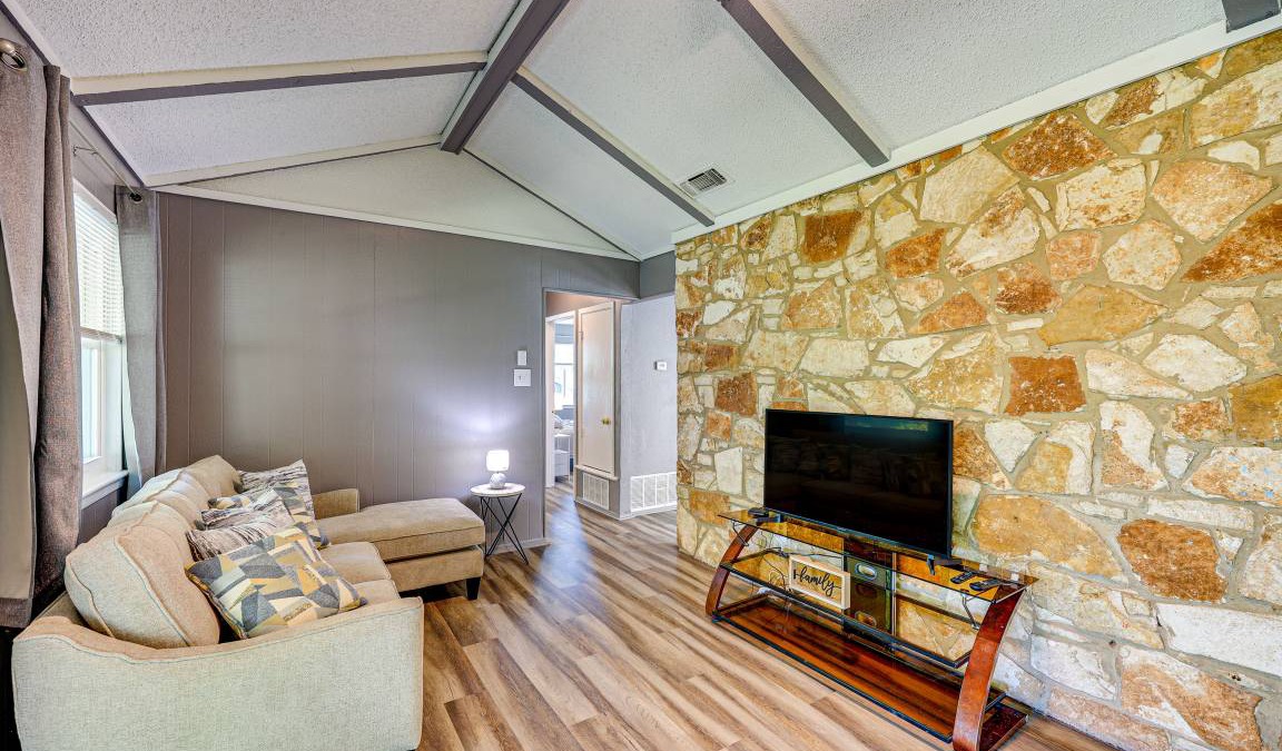 Converse House | 139 m² House ∙ 3 bedrooms ∙ 8 guests